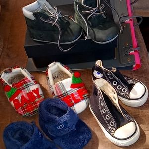 4 pair of shoes- steal!!